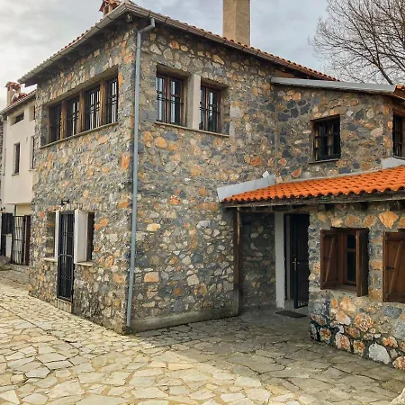 Elegant Holiday In Pella With Jacuzzi Έδεσσα
